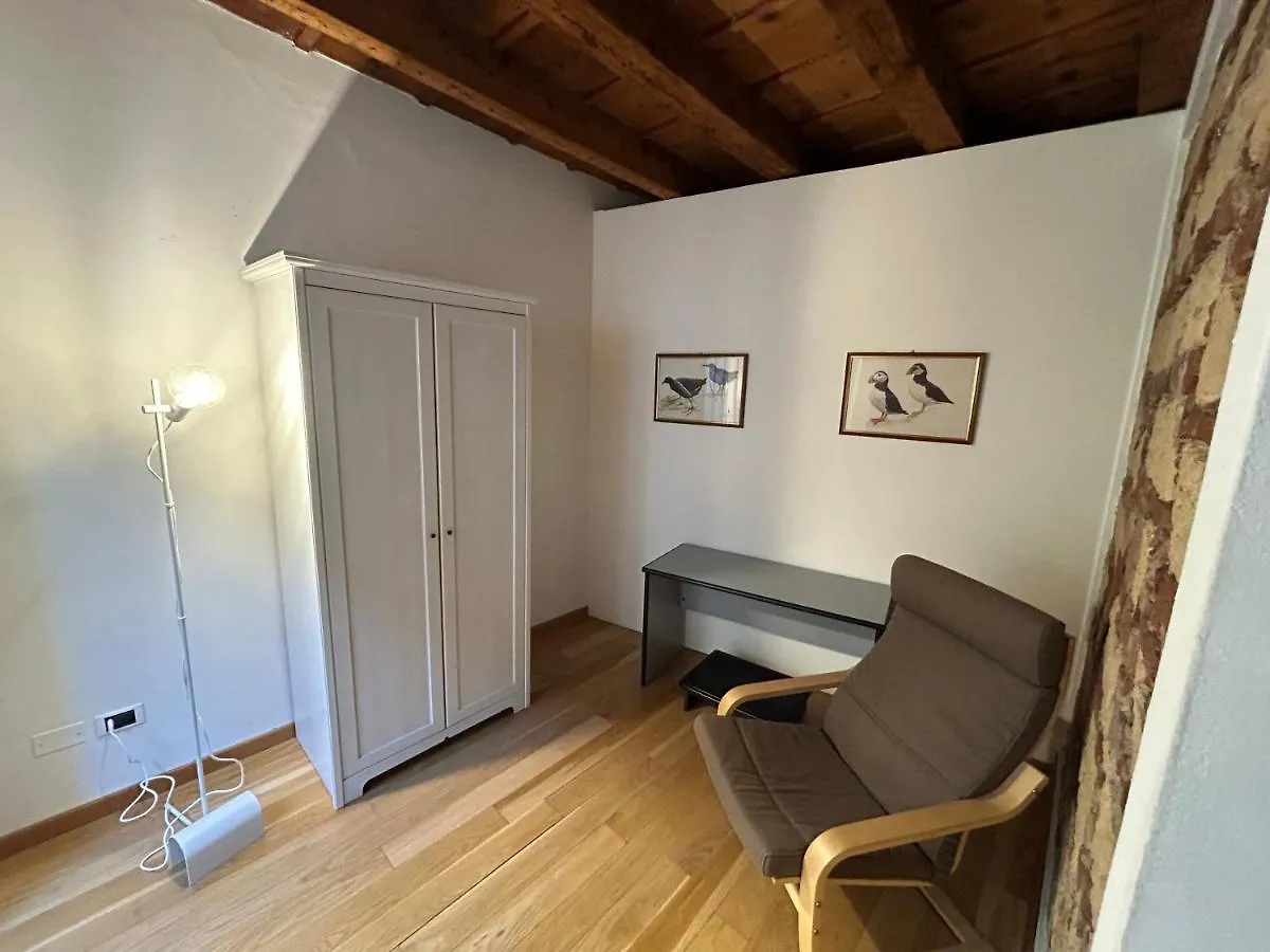 Casa Dei Mercanti Verona Apartment